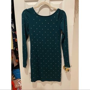 F21- Green long sleeve dress